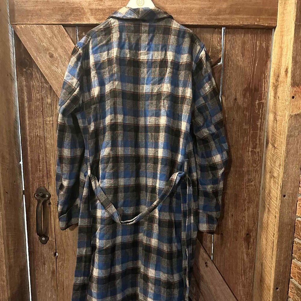 Vintage Pendleton 100% Virgin Wool Medium Men's Plaid Bath Robe. Made in US! - Picture 9 of 10